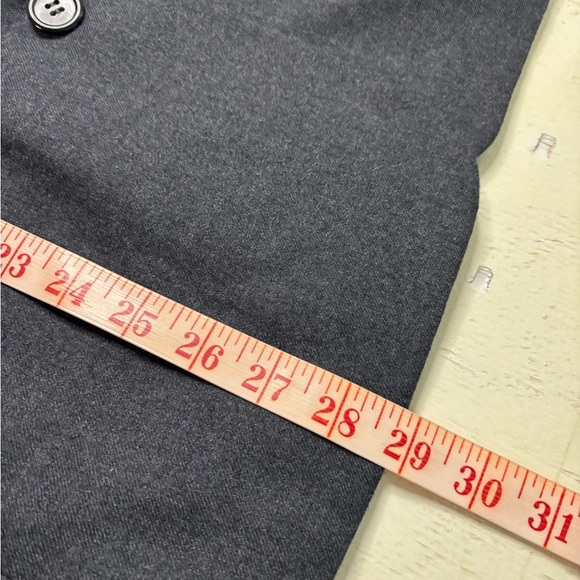 Brooks Brothers 1818 Womens Size 8 Gray Three-Button Long Sleeve Wool Blazer - Picture 4 of 9